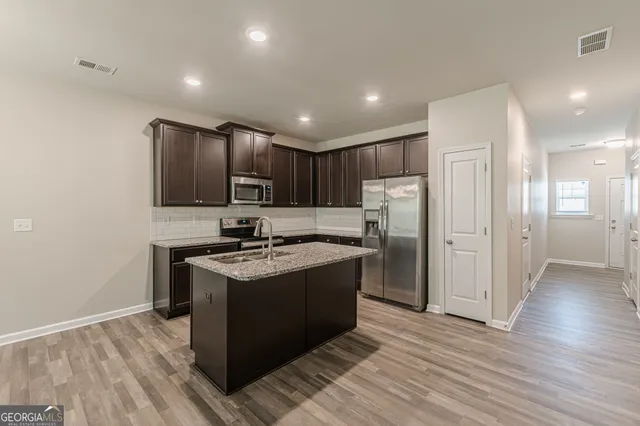 $2,000 | 4957 Elm Brook Drive, Atlanta, GA 30349