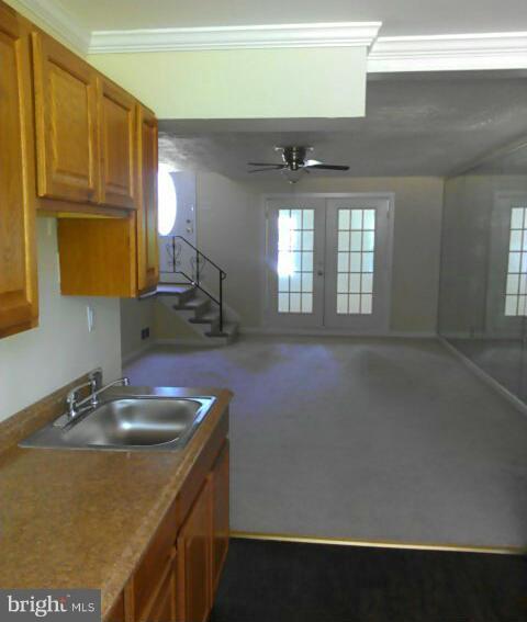 4832 Midline Road Baltimore, MD 21206 - Photo 2 of 7 Living Room