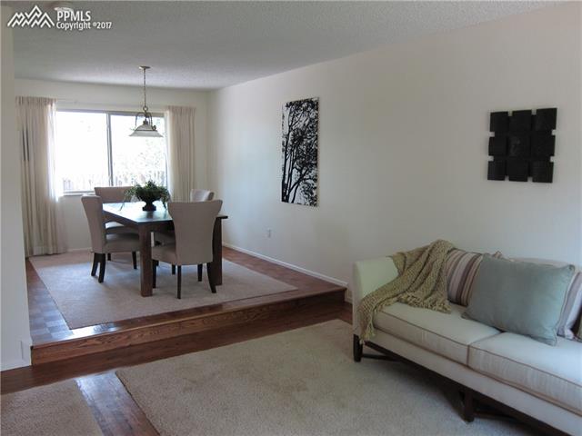 675 Red Cliff Road Colorado Springs, CO 80906 - Photo 8 of 27