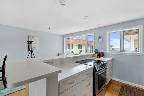 $665,000 | 407 Ocean Boulevard, Unit B11, Hampton, NH 03842
