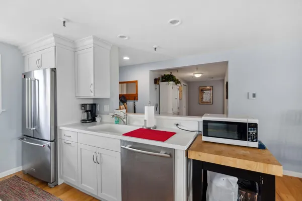 $665,000 | 407 Ocean Boulevard, Unit B11, Hampton, NH 03842