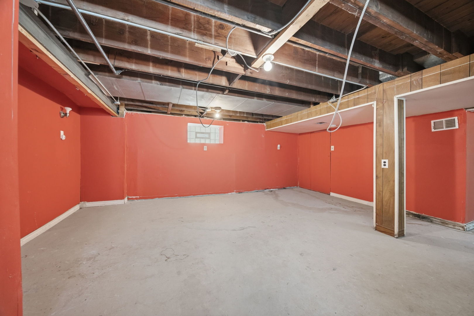 10605 South Normal Avenue Chicago, IL 60628 - Photo 14 of 19