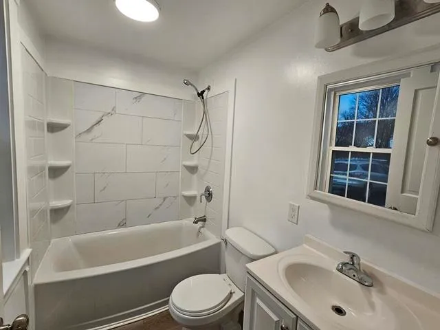 $2,300 | 27 Water Street, Unit 1, Keene, NH 03431