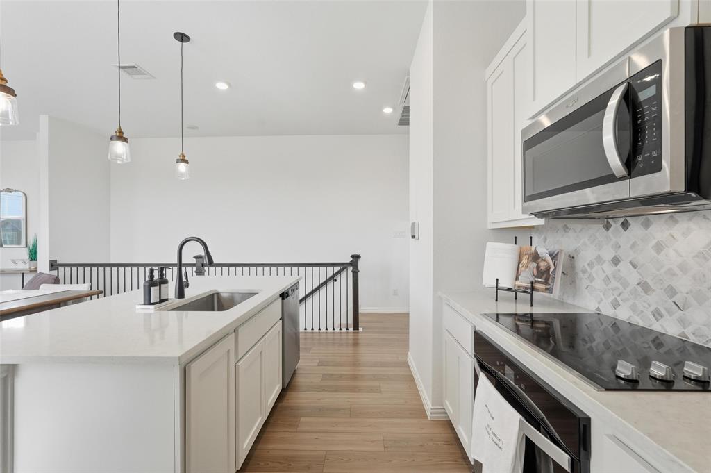 7503 Millingston Road Dallas, TX 75228 - Photo 7 of 33