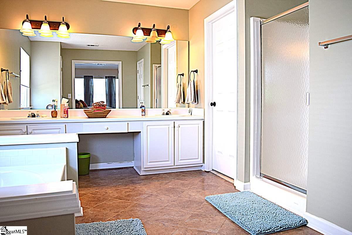 110 Innisbrook Lane Simpsonville, SC 29681 - Photo 20 of 29 Gallery Image 20