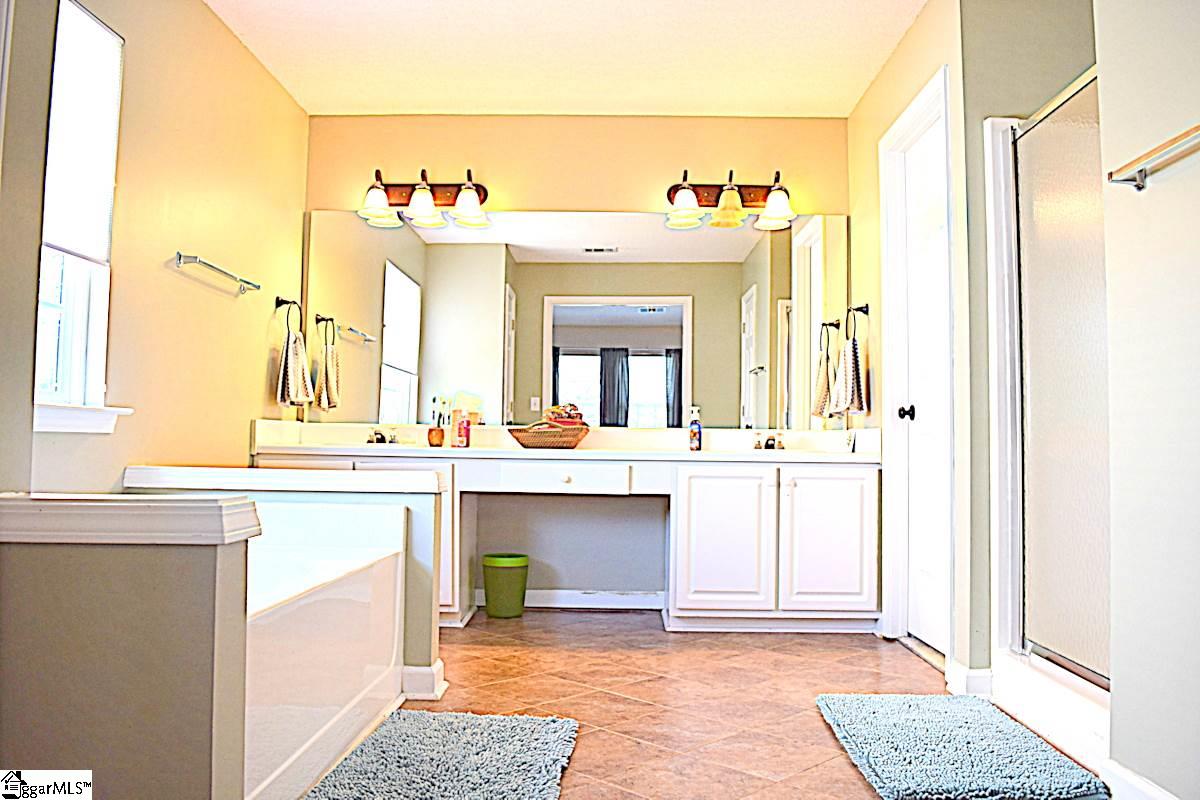 110 Innisbrook Lane Simpsonville, SC 29681 - Photo 21 of 29 Gallery Image 21