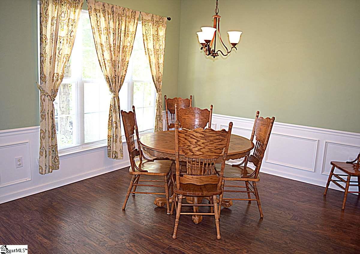 110 Innisbrook Lane Simpsonville, SC 29681 - Photo 4 of 29 Gallery Image 4