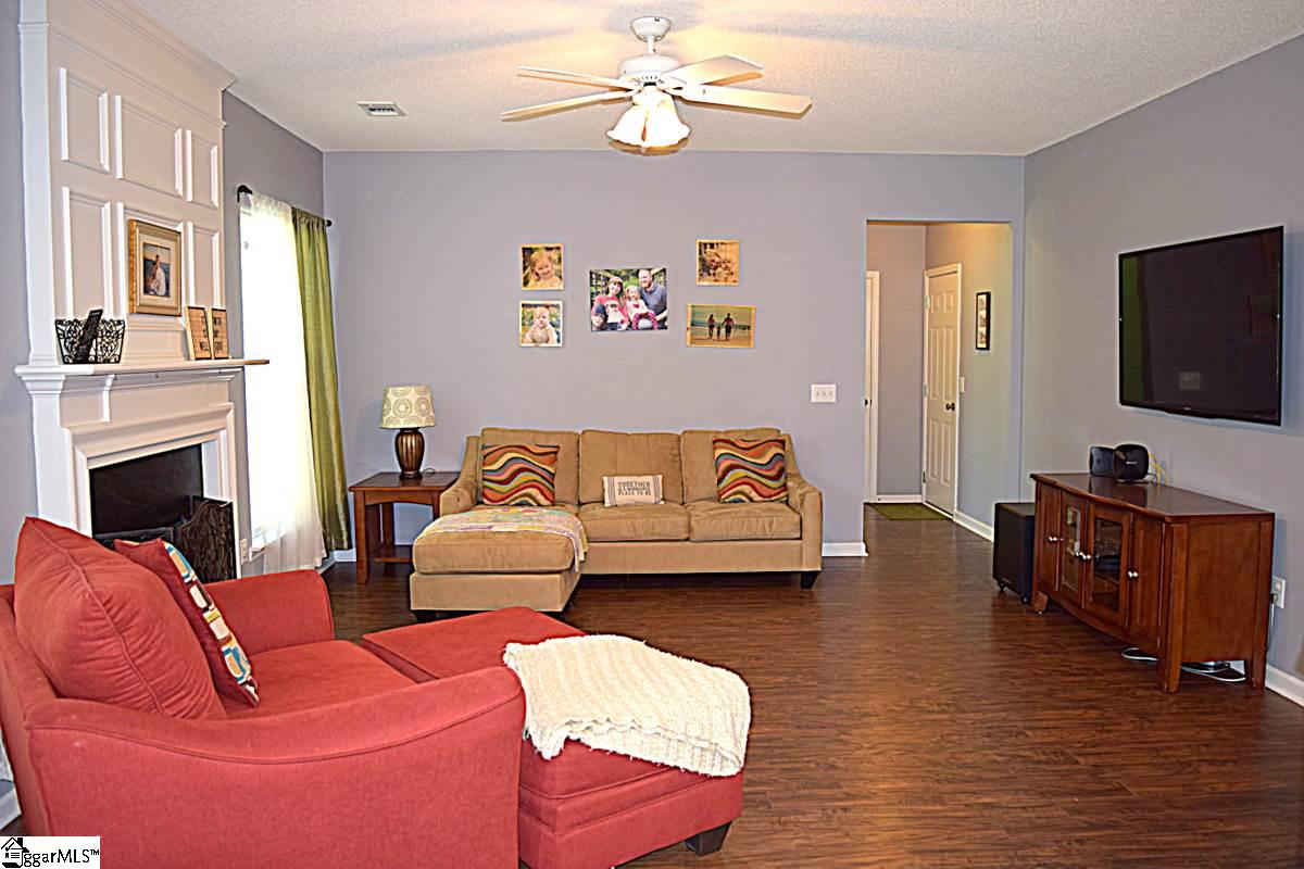 110 Innisbrook Lane Simpsonville, SC 29681 - Photo 7 of 29 Gallery Image 7