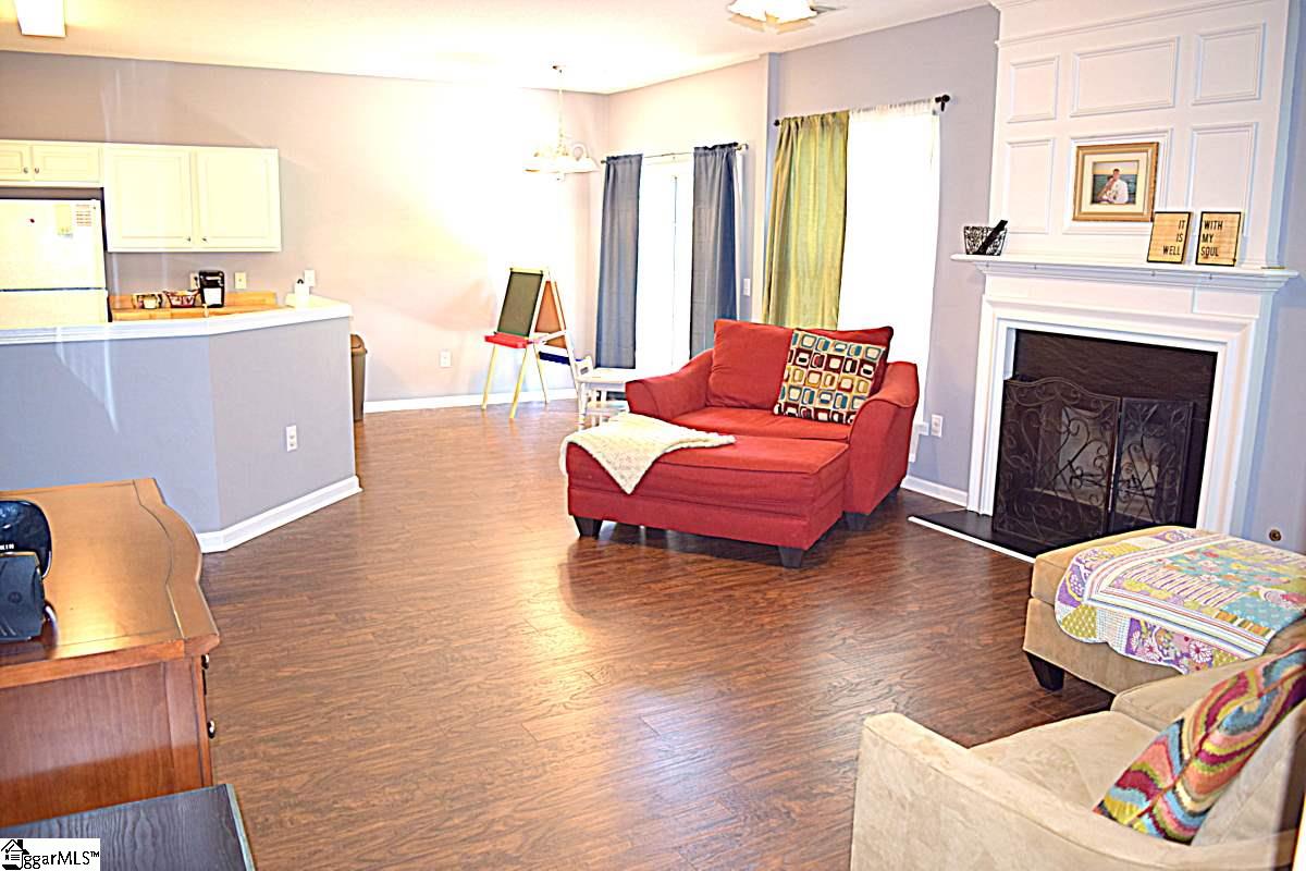 110 Innisbrook Lane Simpsonville, SC 29681 - Photo 9 of 29 Gallery Image 9