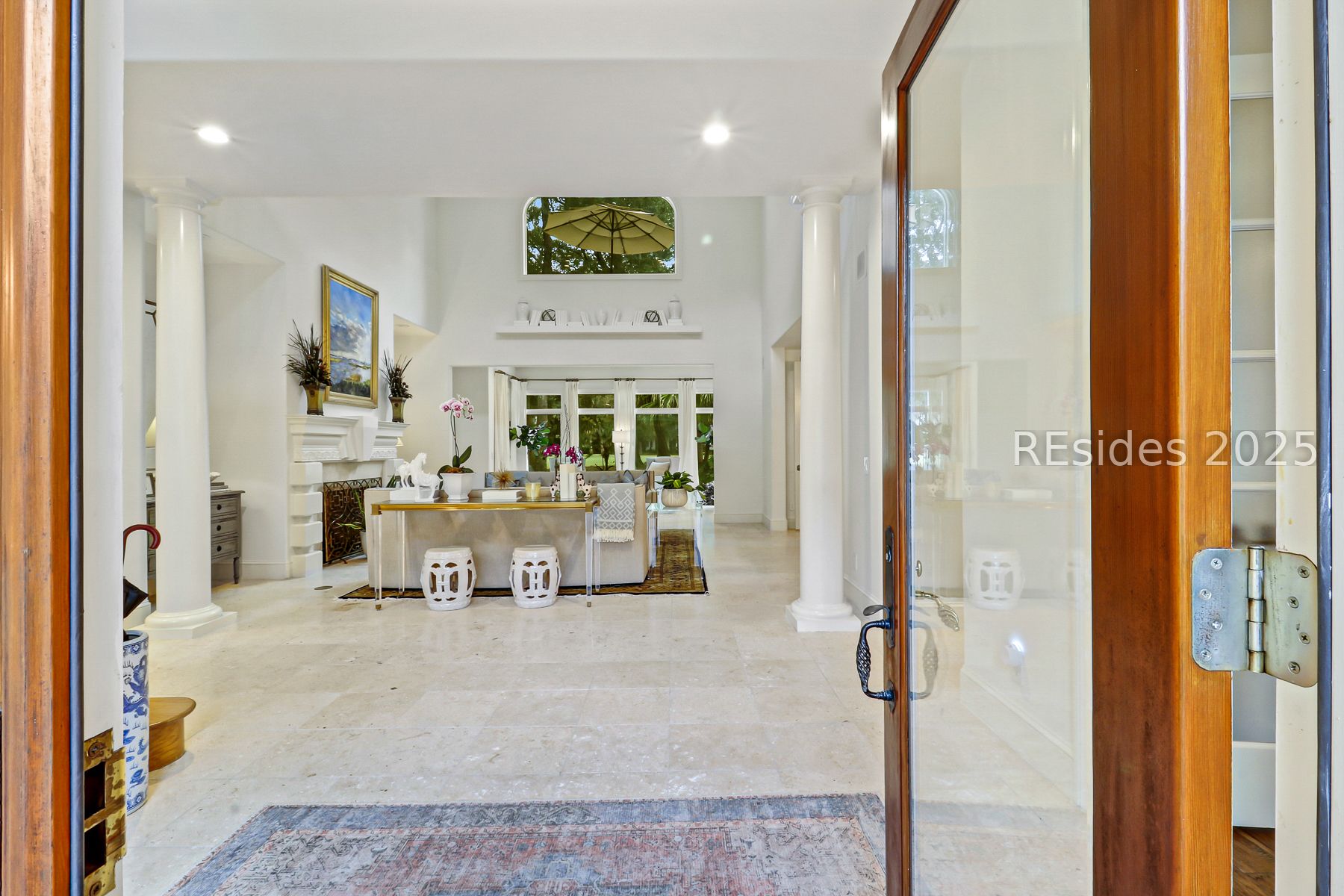 15 Hawthorne Road Bluffton, SC 29910 - Photo 14 of 95 Welcome Inside!