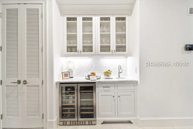 $2,295,000 | 15 Hawthorne Road, Bluffton, SC 29910