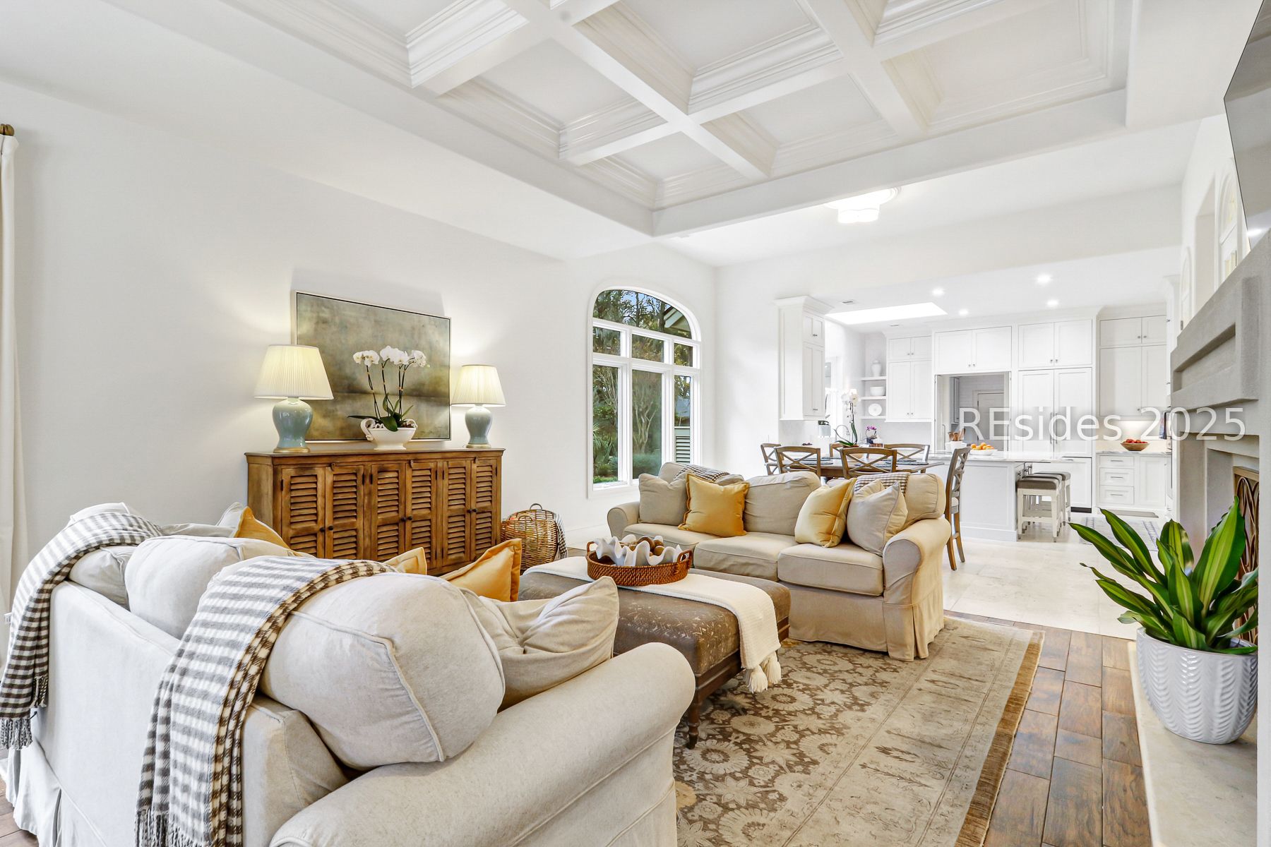 15 Hawthorne Road Bluffton, SC 29910 - Photo 27 of 95 Living Area