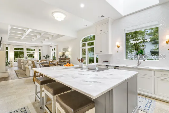 $2,295,000 | 15 Hawthorne Road, Bluffton, SC 29910