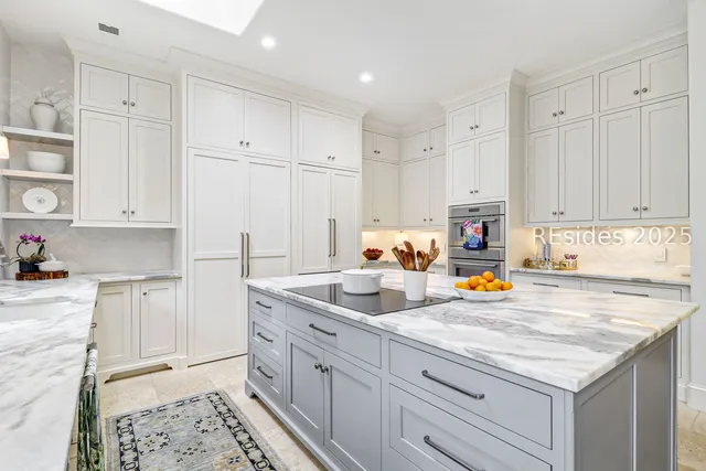 $2,295,000 | 15 Hawthorne Road, Bluffton, SC 29910