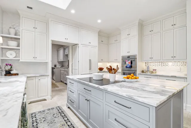 $2,295,000 | 15 Hawthorne Road, Bluffton, SC 29910