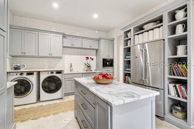 $2,295,000 | 15 Hawthorne Road, Bluffton, SC 29910