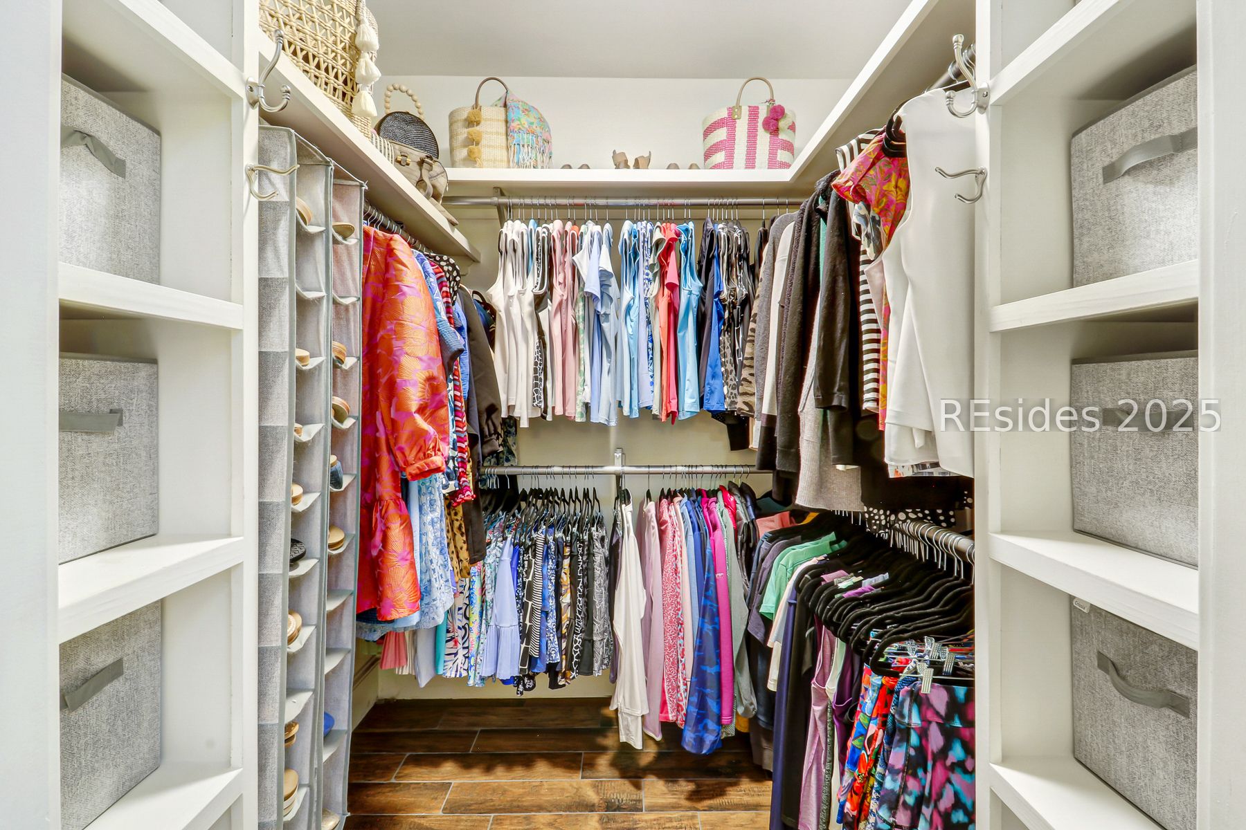 15 Hawthorne Road Bluffton, SC 29910 - Photo 46 of 95 Primary Bedroom Closet