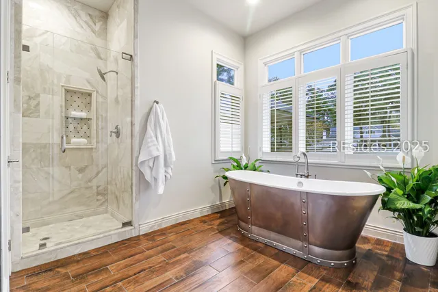 $2,295,000 | 15 Hawthorne Road, Bluffton, SC 29910