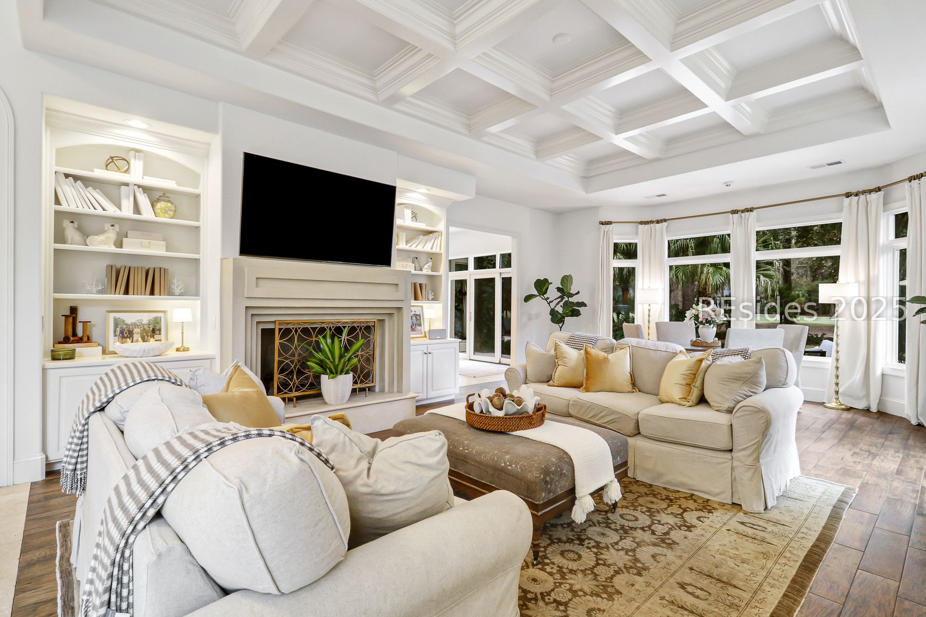 15 Hawthorne Road Bluffton, SC 29910 - Photo 6 of 95 Living Area