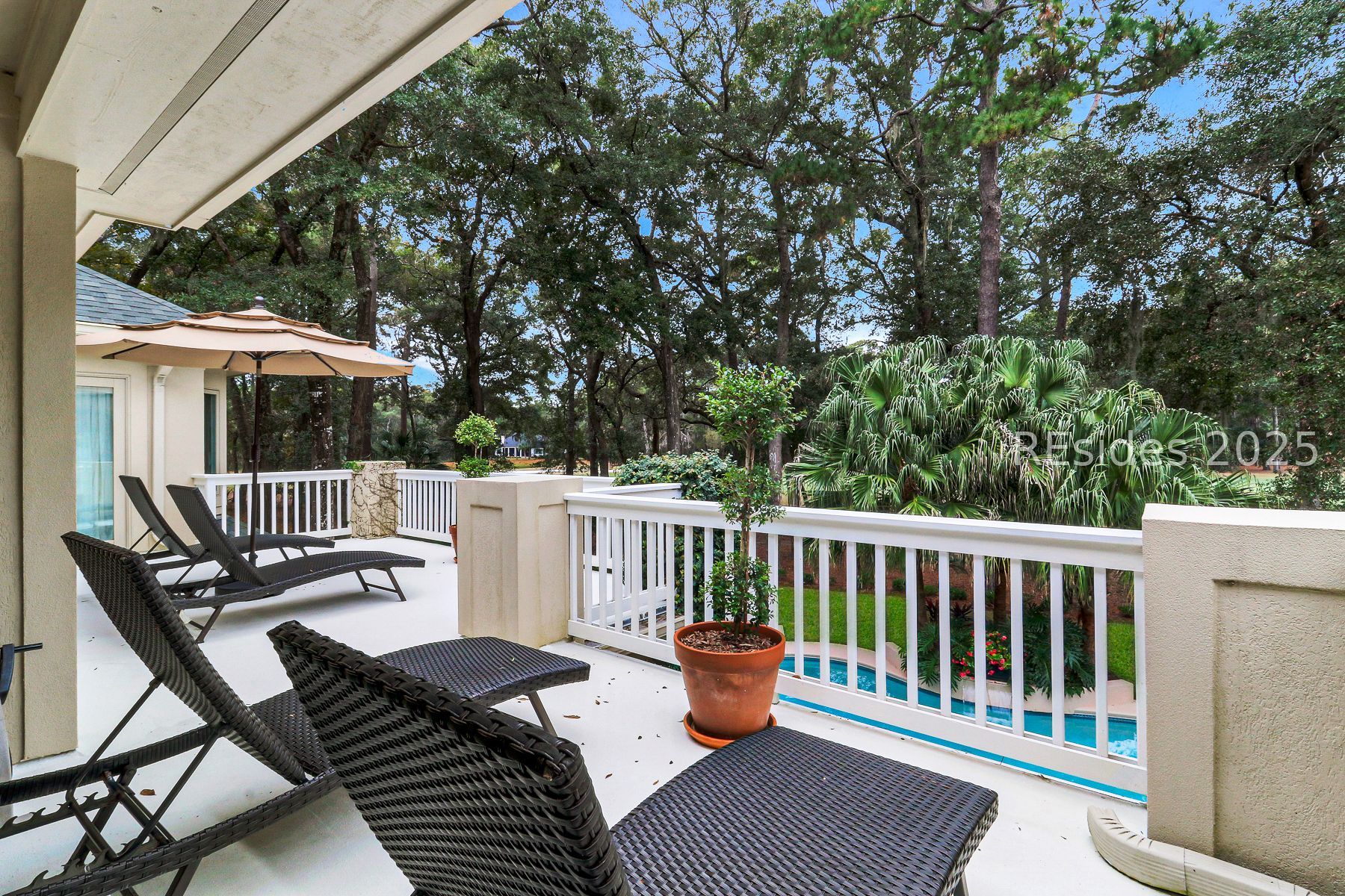 15 Hawthorne Road Bluffton, SC 29910 - Photo 68 of 95 Upstairs Deck