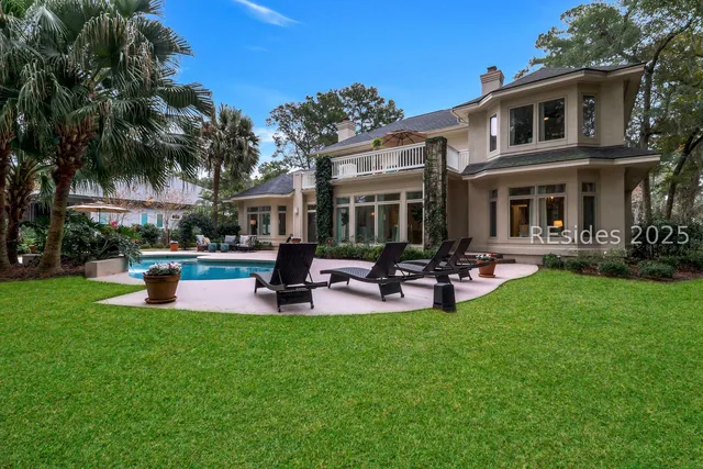 $2,295,000 | 15 Hawthorne Road, Bluffton, SC 29910