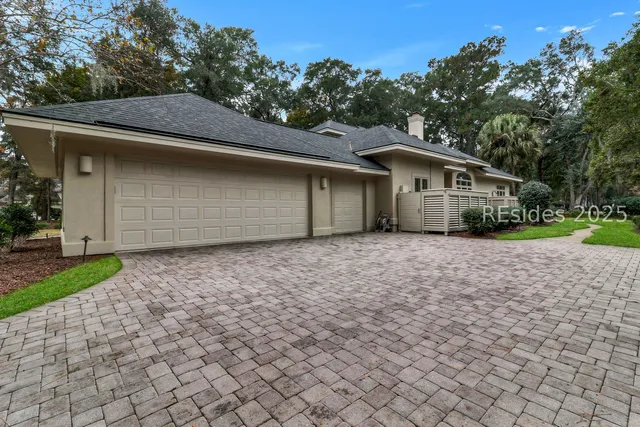 $2,295,000 | 15 Hawthorne Road, Bluffton, SC 29910