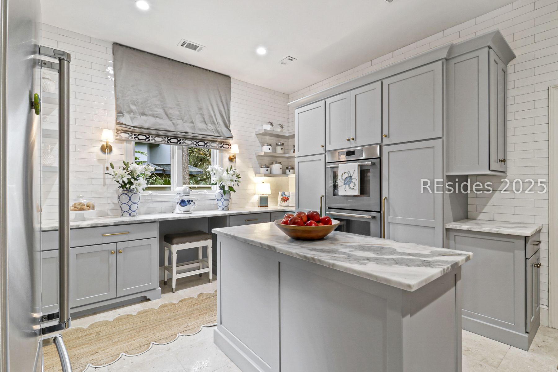 15 Hawthorne Road Bluffton, SC 29910 - Photo 8 of 95 Back Kitchen