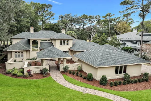 $2,295,000 | 15 Hawthorne Road, Bluffton, SC 29910