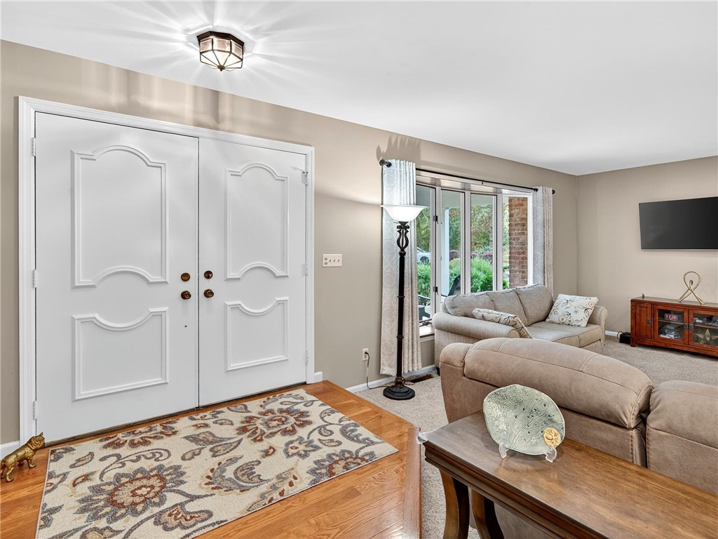 151 Pond Road Mendon, NY 14472 - Photo 7 of 48