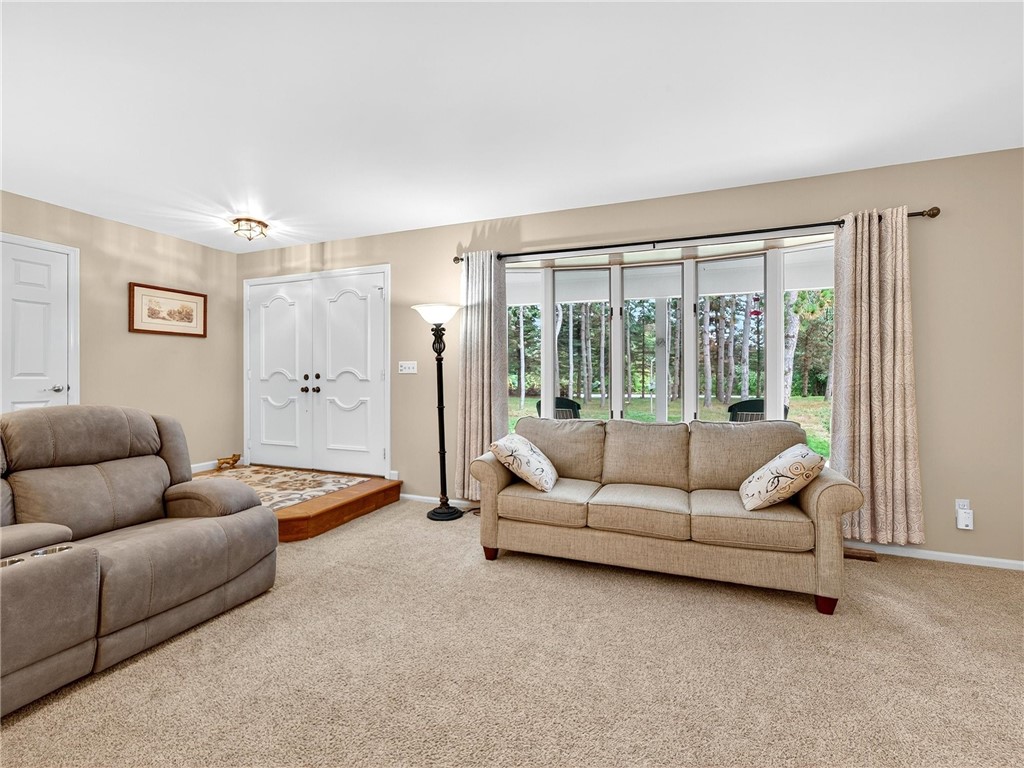 151 Pond Road Mendon, NY 14472 - Photo 8 of 48