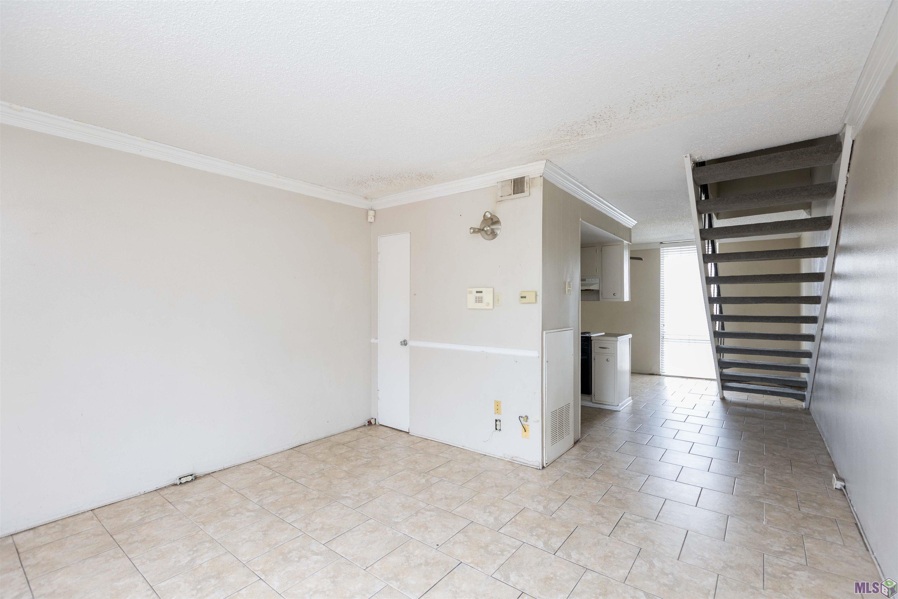 3005 Highland Road, Unit 27 Baton Rouge, LA 70802 - Photo 4 of 14 Gallery Image 4