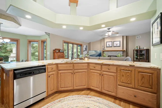 $899,900 | 4538 Church Drive, West Bend, WI 53095