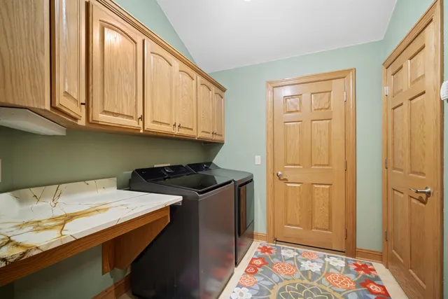 $899,900 | 4538 Church Drive, West Bend, WI 53095