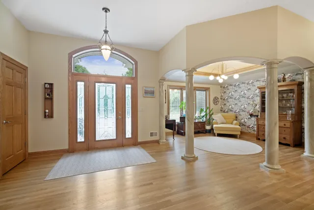 $899,900 | 4538 Church Drive, West Bend, WI 53095