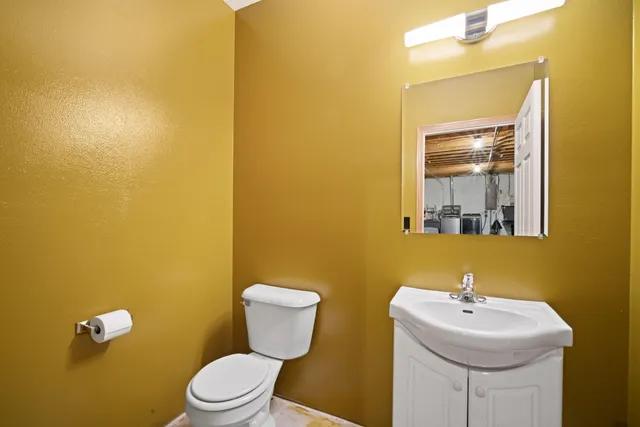 $899,900 | 4538 Church Drive, West Bend, WI 53095