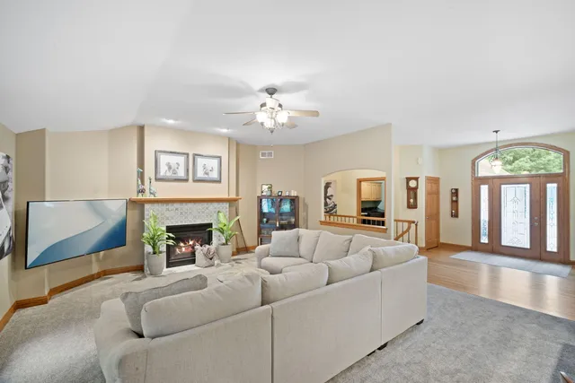 $899,900 | 4538 Church Drive, West Bend, WI 53095