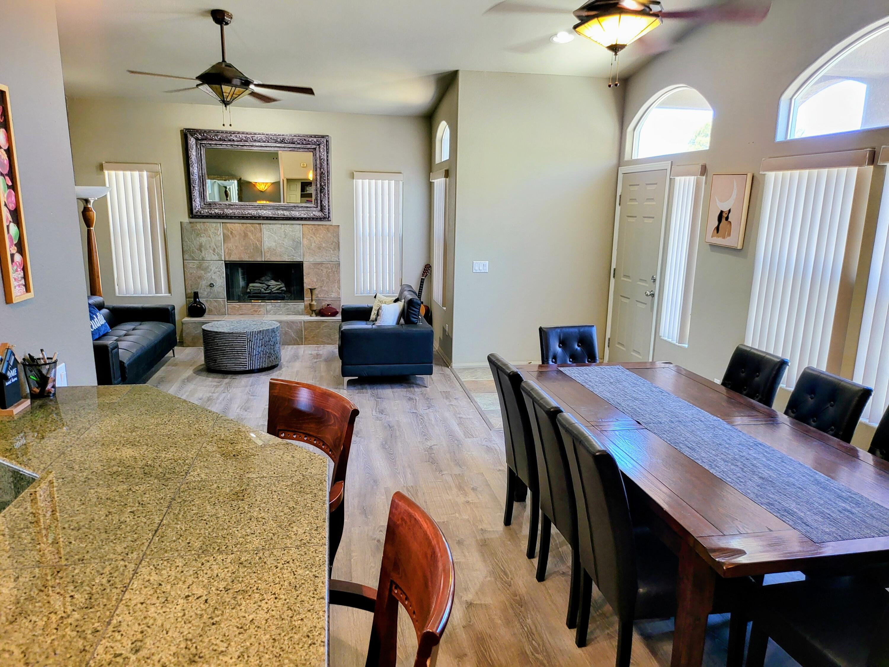 67235 Garbino Road Cathedral City, CA 92234 - Photo 10 of 45 Dining Romm to Living Room