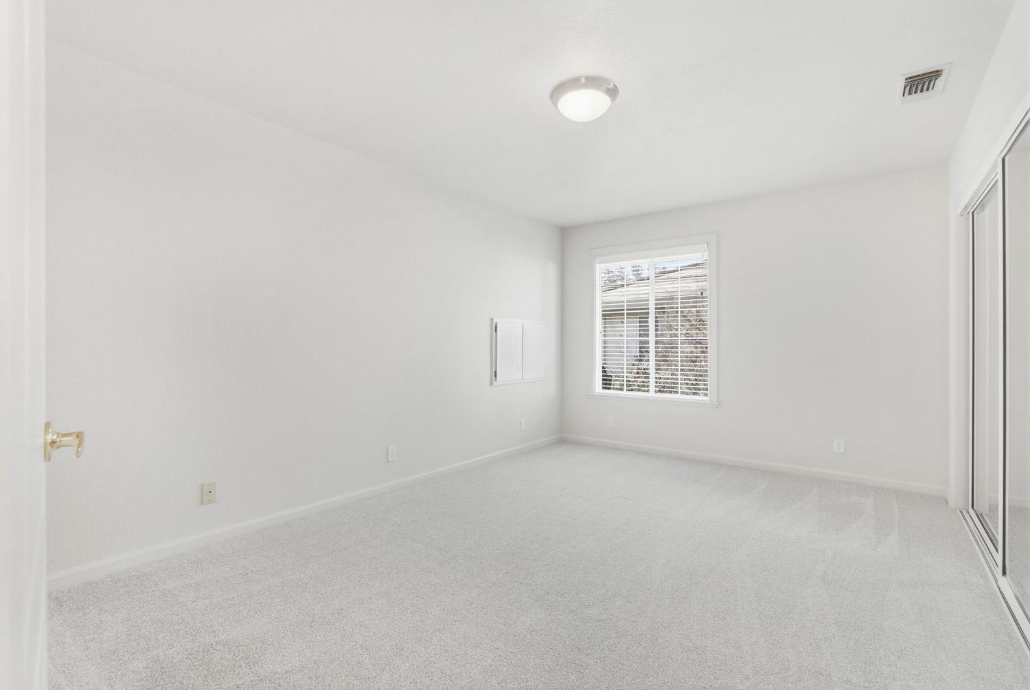 3723 Modoc Place Davis, CA 95618 - Photo 22 of 27 Upstairs bedroom #2