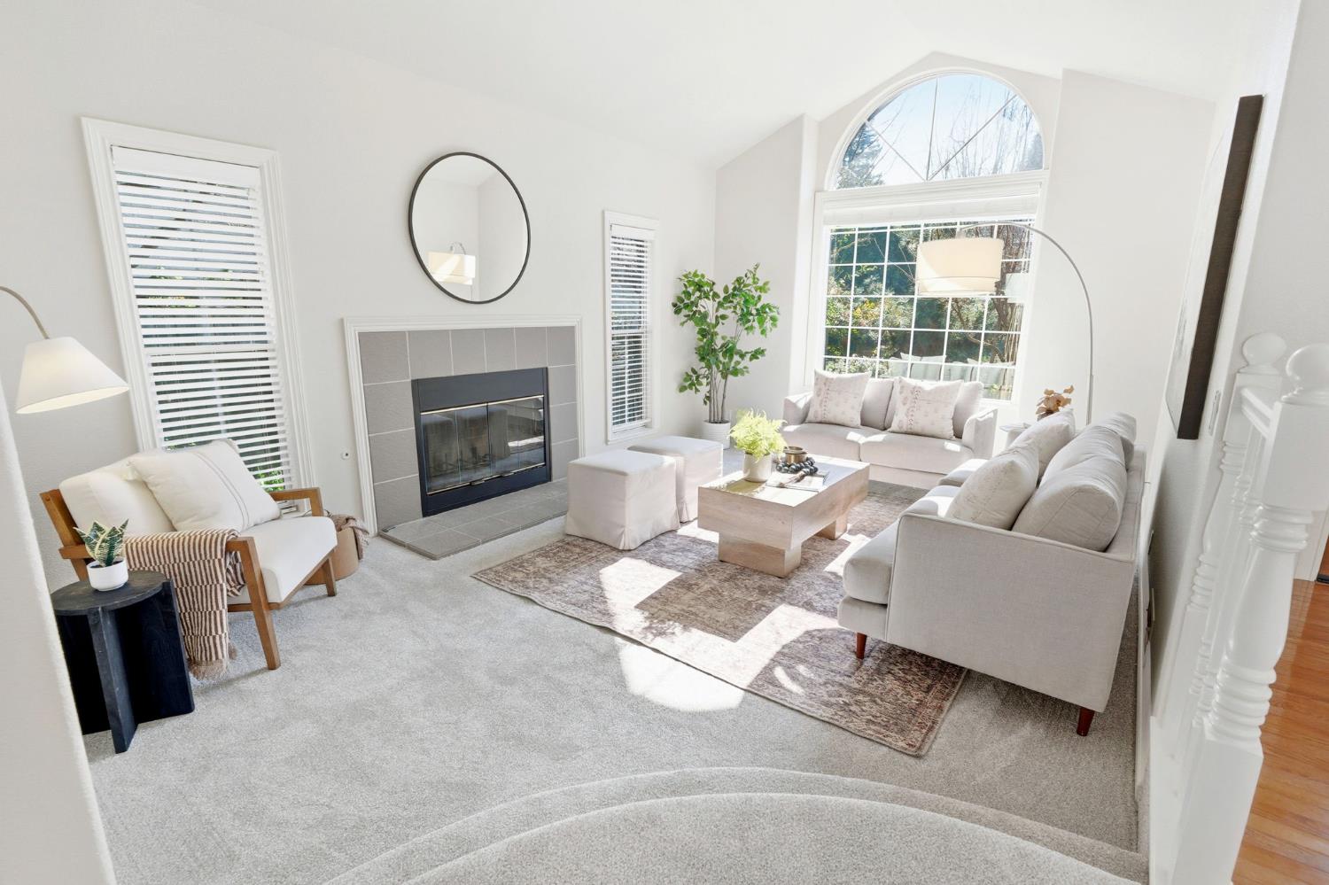 3723 Modoc Place Davis, CA 95618 - Photo 4 of 27 Front living room area