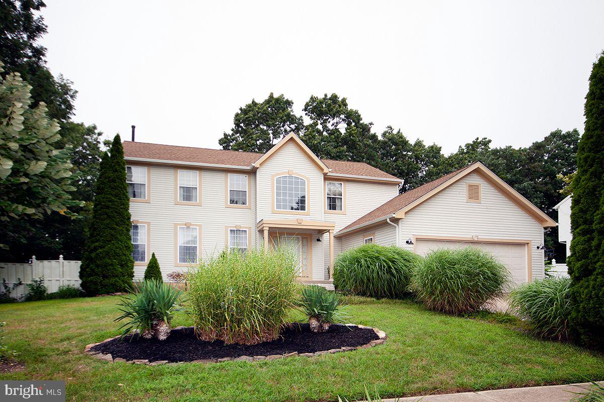 Exterior Front: Nice Gardening