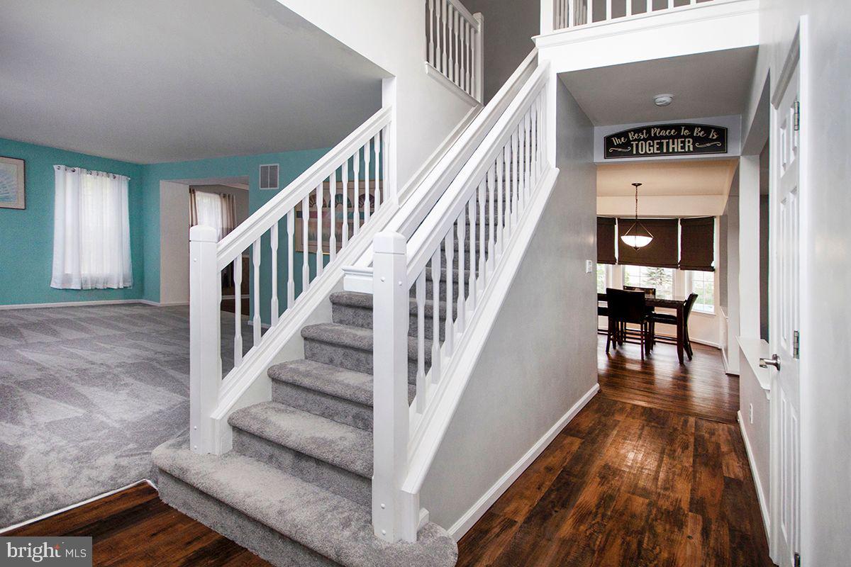 64 Cedar Grove Drive Sicklerville, NJ 08081 - Photo 3 of 39 Foyer: New Flooring