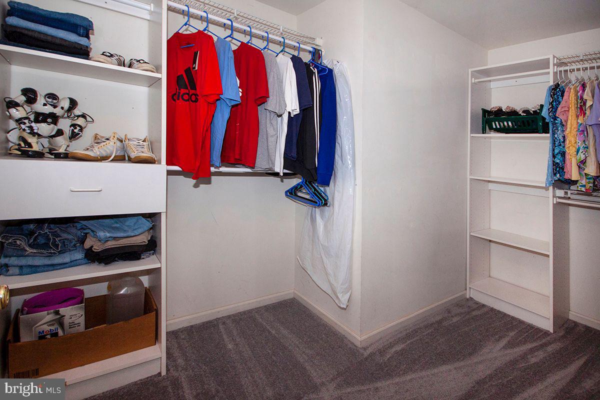 64 Cedar Grove Drive Sicklerville, NJ 08081 - Photo 23 of 39 Walk-In Closet: w/ Organizers