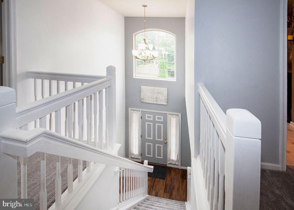 64 Cedar Grove Drive Sicklerville, NJ 08081 - Photo 4 of 39 Foyer: Fresh Look