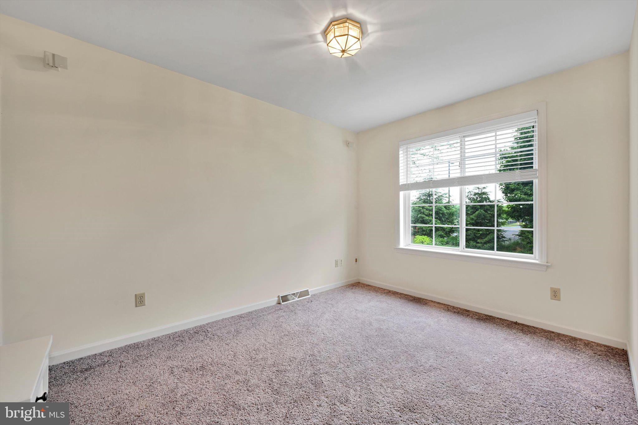186 Riders Way Lebanon, PA 17042 - Photo 21 of 29 Bedroom
