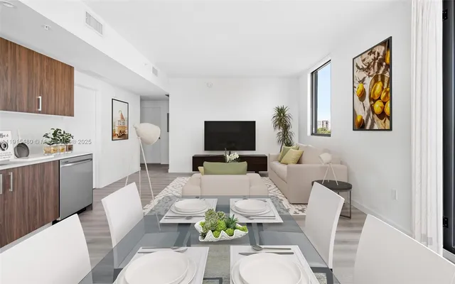 $2,375 | 3830 Northwest 11th Street, Unit STUDIO, Miami, FL 33126