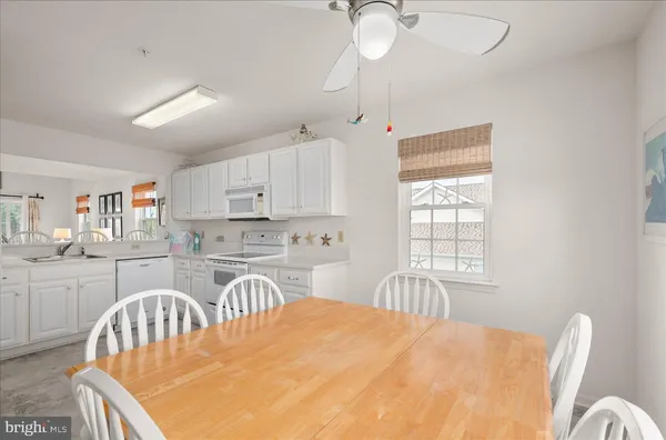 $449,900 | 37494 Pettinaro Drive, Unit 8706, Ocean View, DE 19970