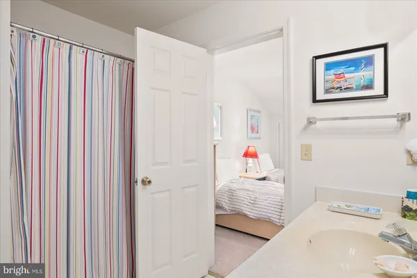 $449,900 | 37494 Pettinaro Drive, Unit 8706, Ocean View, DE 19970