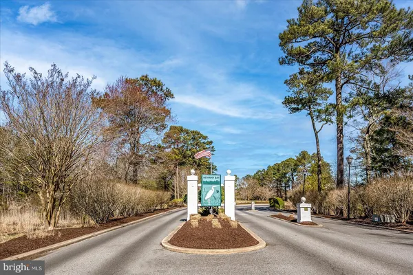 $449,900 | 37494 Pettinaro Drive, Unit 8706, Ocean View, DE 19970