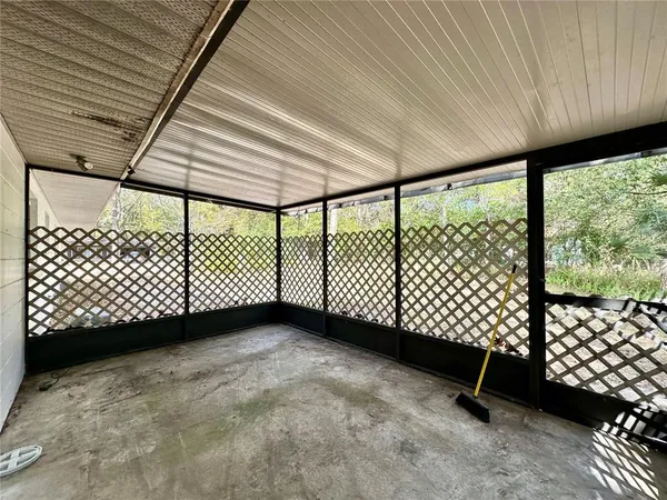 $300,000 | 1629 Northwest 40th Terrace, Gainesville, FL 32605