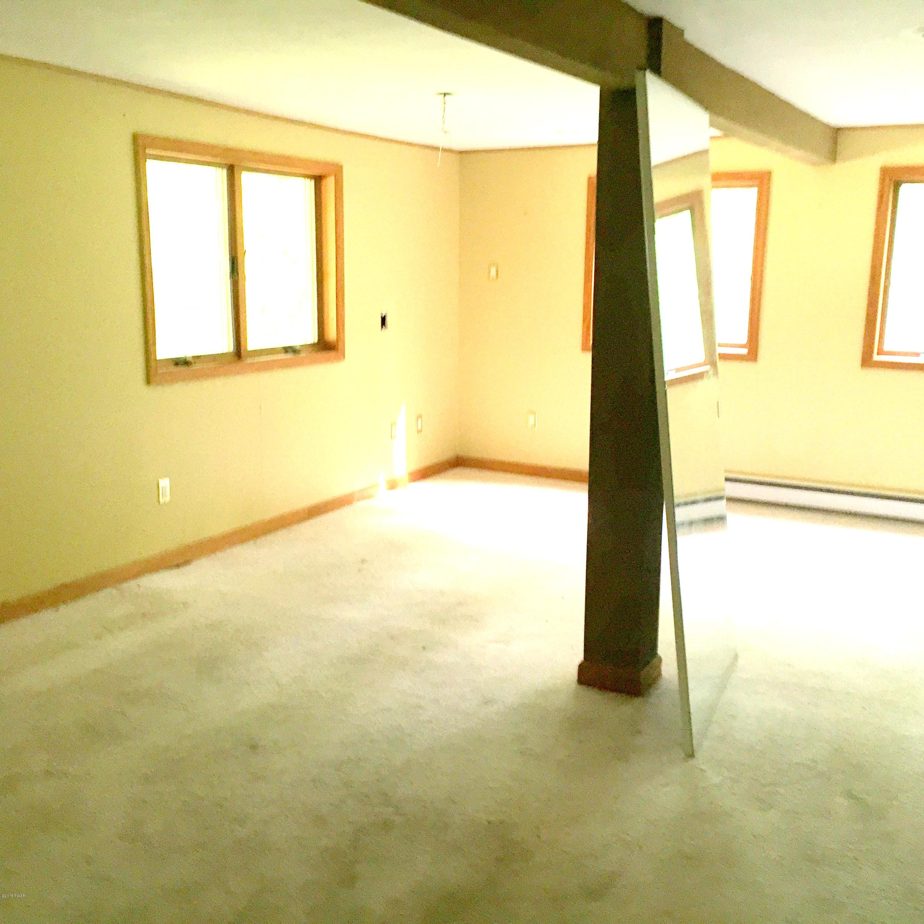 15 Cottonwood Road Hawley, PA 18428 - Photo 10 of 10 Gallery Image 10